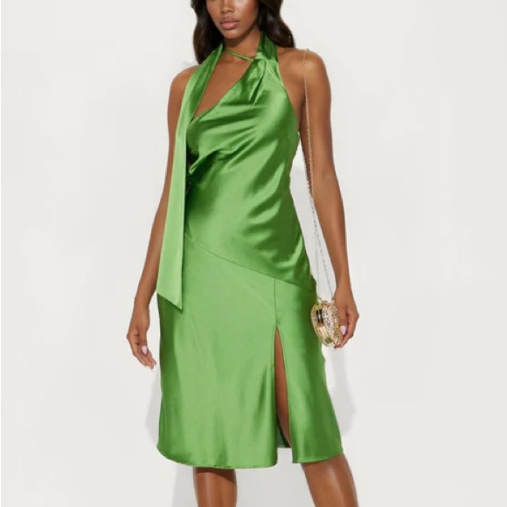 Always Admired Satin Midi Dress NEW 🏷️
